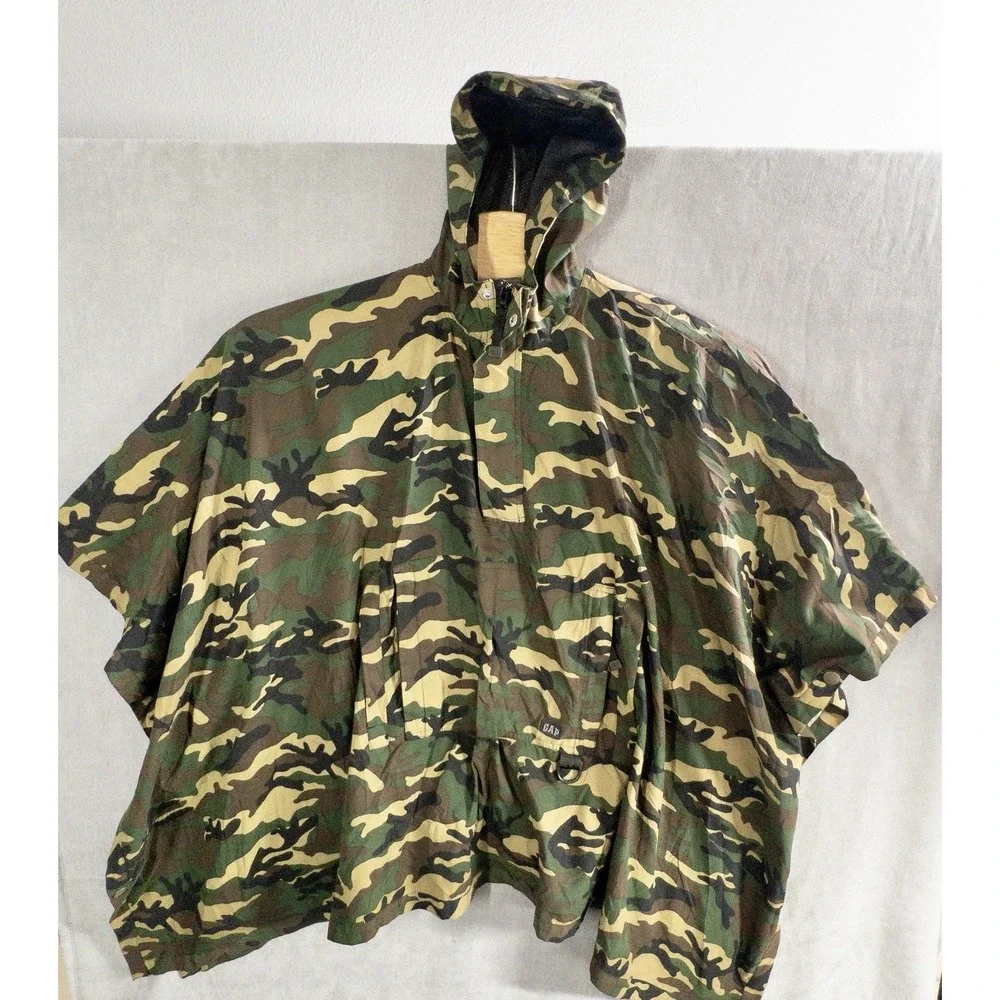 Gap Kids Youth Medium (7-8) Camouflage Rain Parka Poncho Outdoors Camo